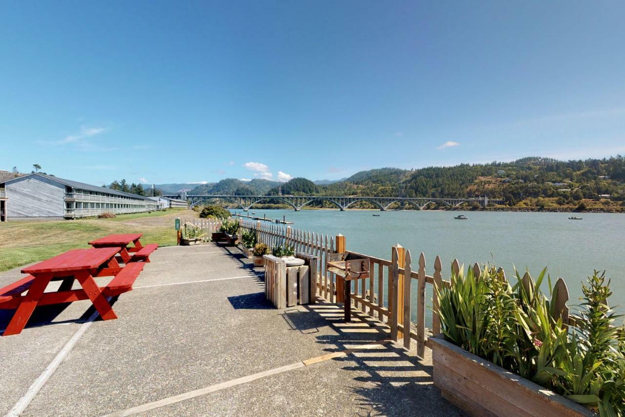 Riverview Retreat Gold Beach Εξωτερικό φωτογραφία